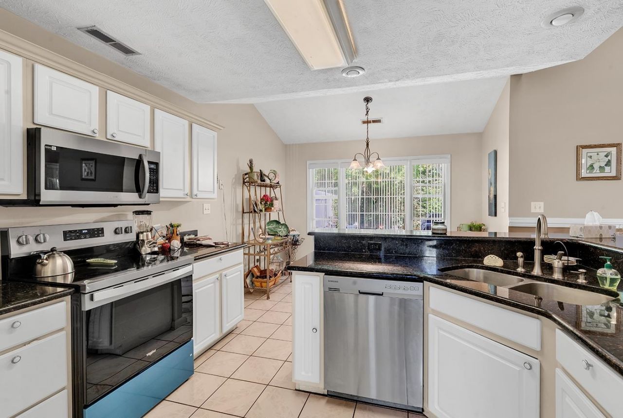 4001 Grousewood Dr. Photo 19