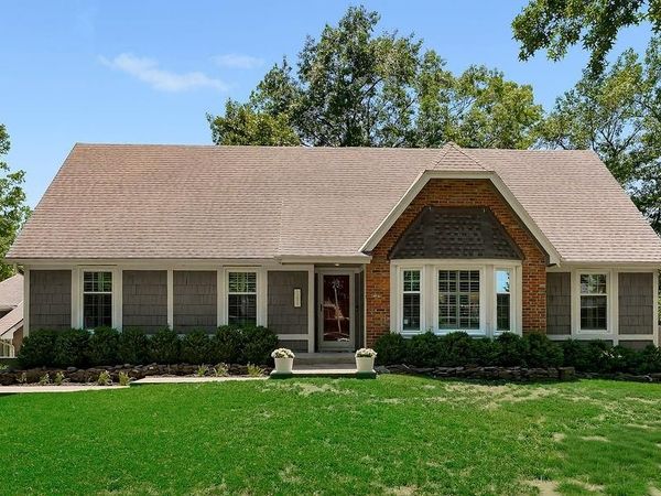 13433 W 80th Terrace, Lenexa, KS 66215
