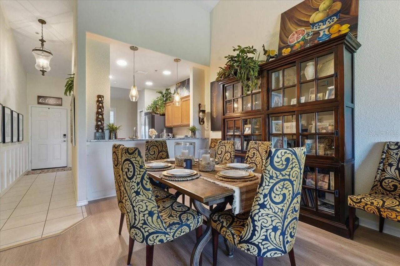 819 Fairwaycove Lane , Unit 204, Bradenton, FL 34212 Photo
