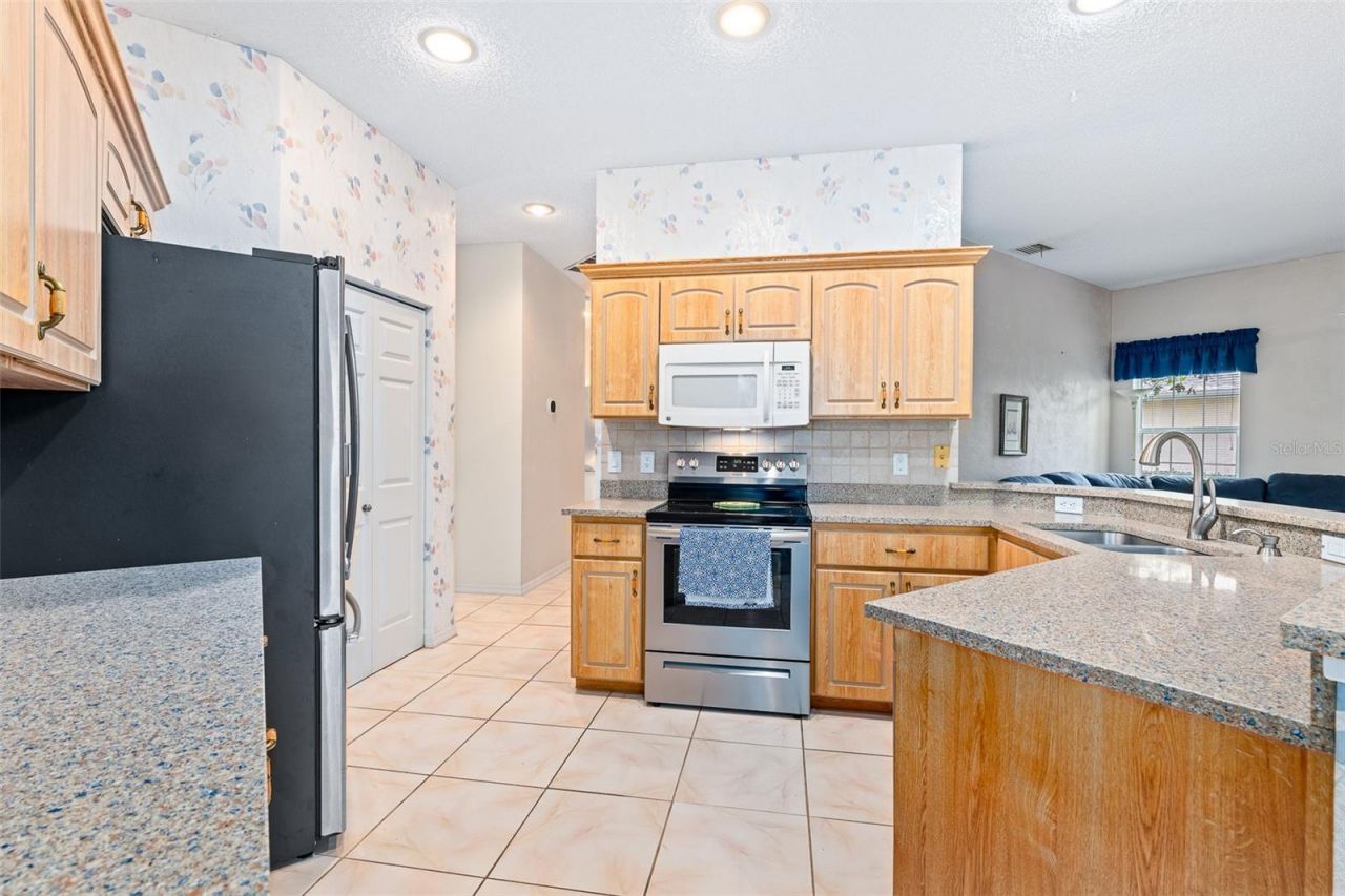 28 Cedar Point Drive, Palm Coast, FL 32164 Photo