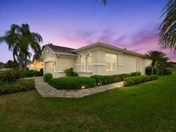 1907 STERLING GLEN COURT , SUN CITY CENTER, FL 33573