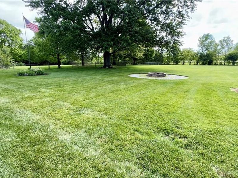 9755 Country Club Road, Piqua, OH 45356 Photo 32
