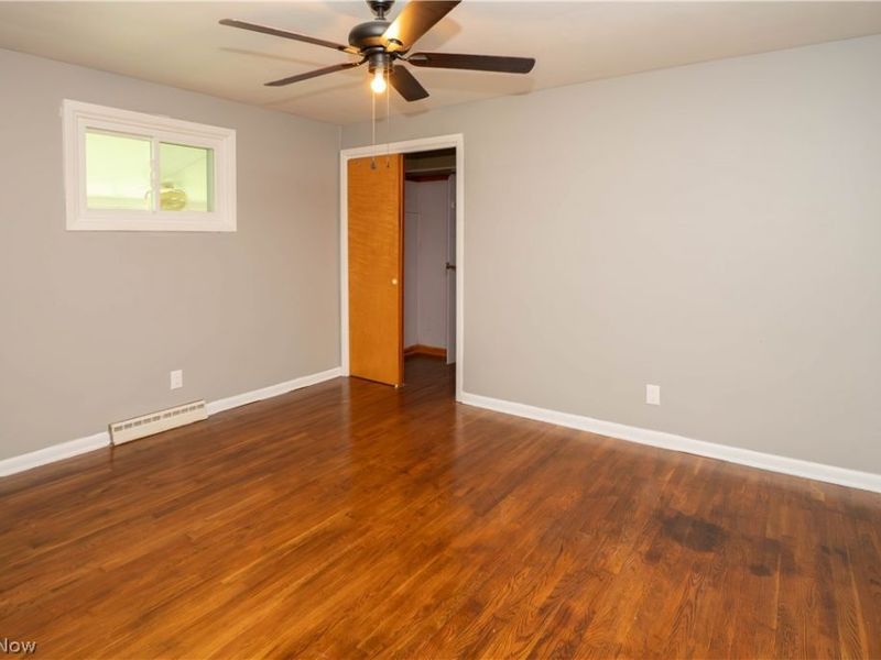 4544 Lakeknoll Street, Louisville, OH 44641 Photo 20