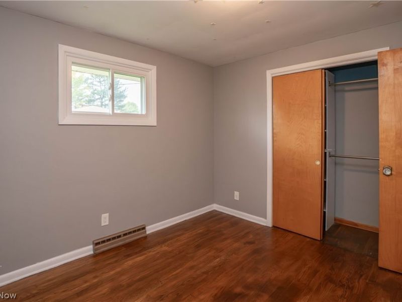 4544 Lakeknoll Street, Louisville, OH 44641 Photo 25