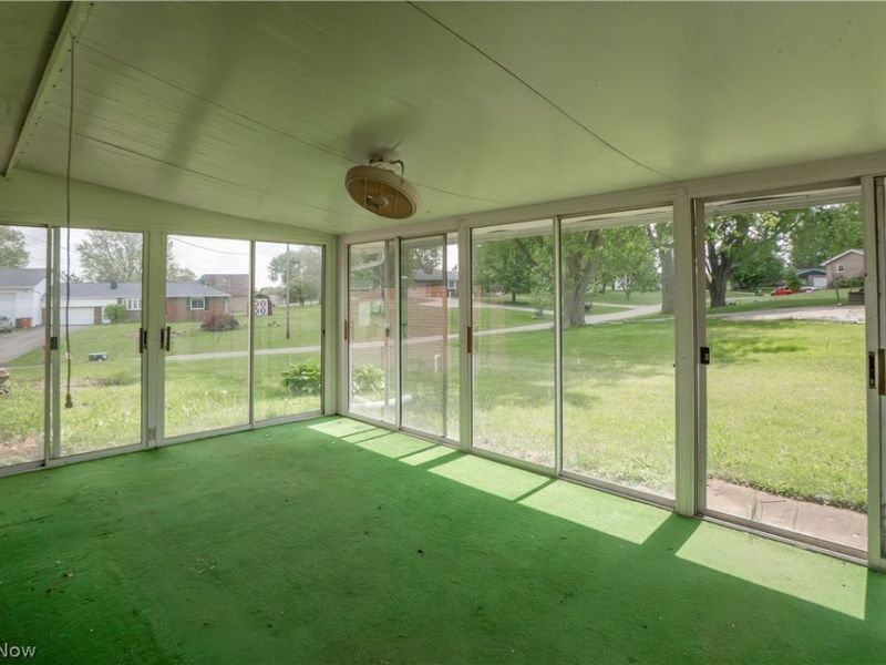 4544 Lakeknoll Street, Louisville, OH 44641 Photo 36