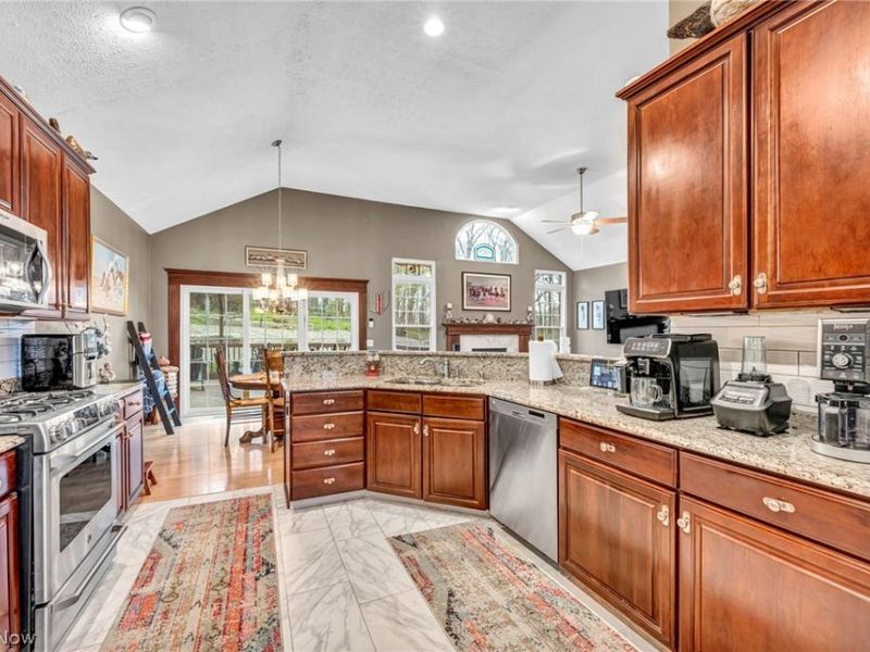 3519 Lake Ridge Drive , Medina, OH 44256 Photo 10
