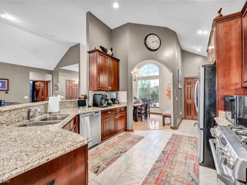 3519 Lake Ridge Drive , Medina, OH 44256 Photo 8