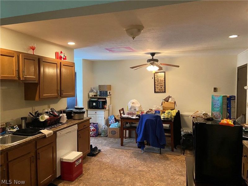 877 Arden Avenue, Berea, OH 44017 Photo 5