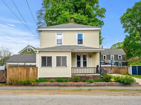 111 Linden Street, Hamilton, MA 01982