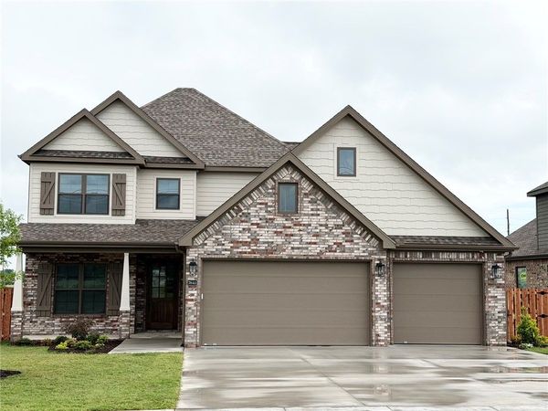 7841 Via Roma Avenue, Springdale, AR 72762