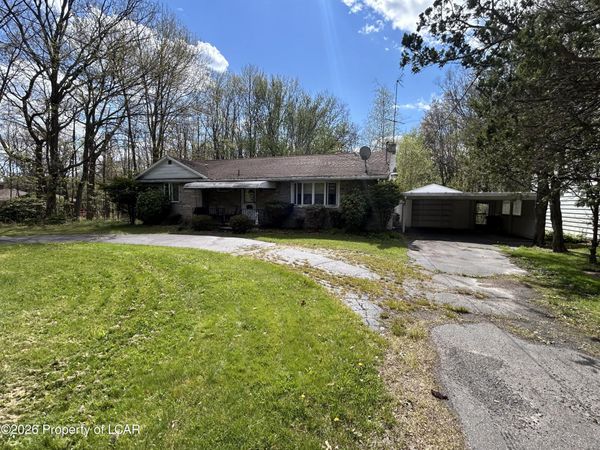 582 Hillside Drive, Hazle Twp, PA 18202