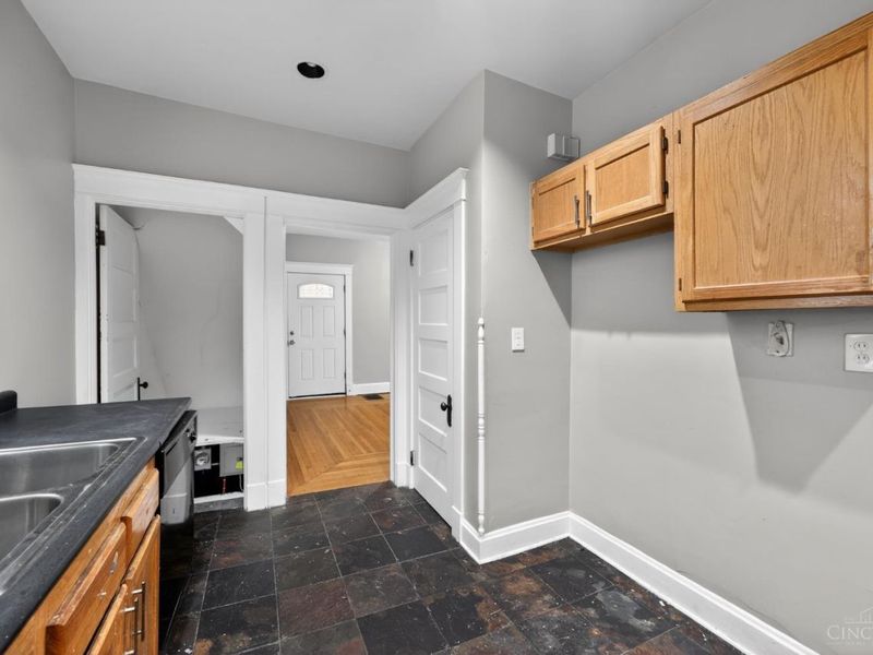 4719 Highridge Avenue, Cincinnati, OH 45238 Photo 30