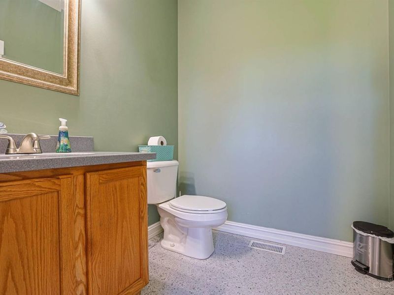 5640 Horseshoe Bend, Ludlow Falls, OH 45383 Photo 52