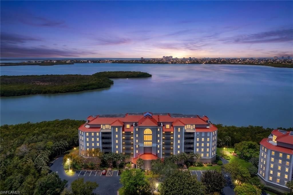 337 Vintage Bay Dr, Unit D25, Marco Island, FL 34145 Photo