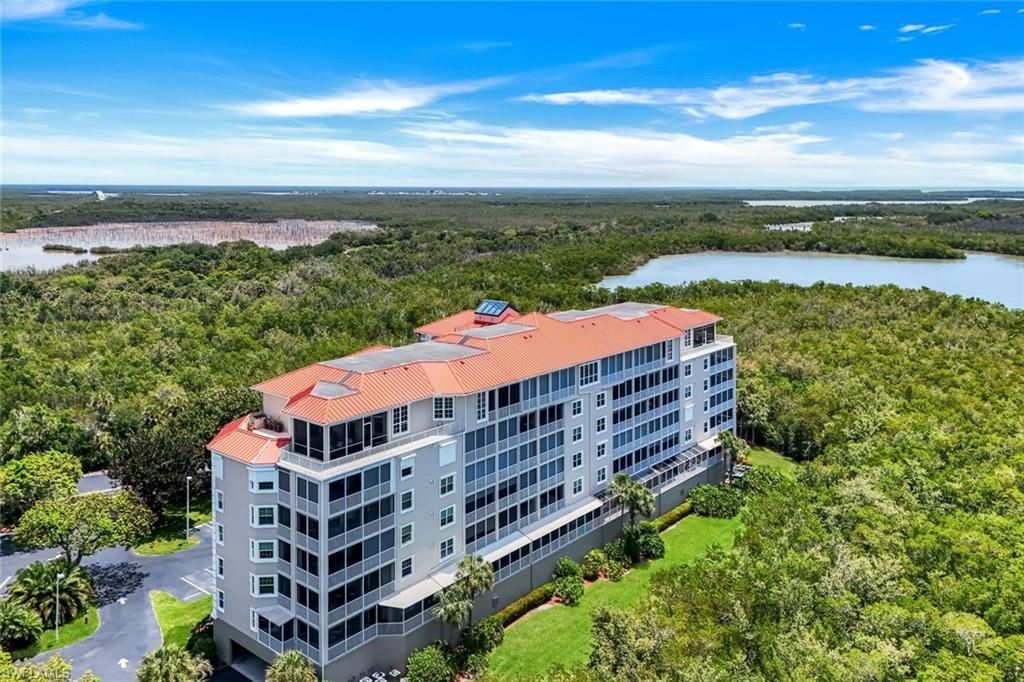 337 Vintage Bay Dr, Unit D25, Marco Island, FL 34145 Photo