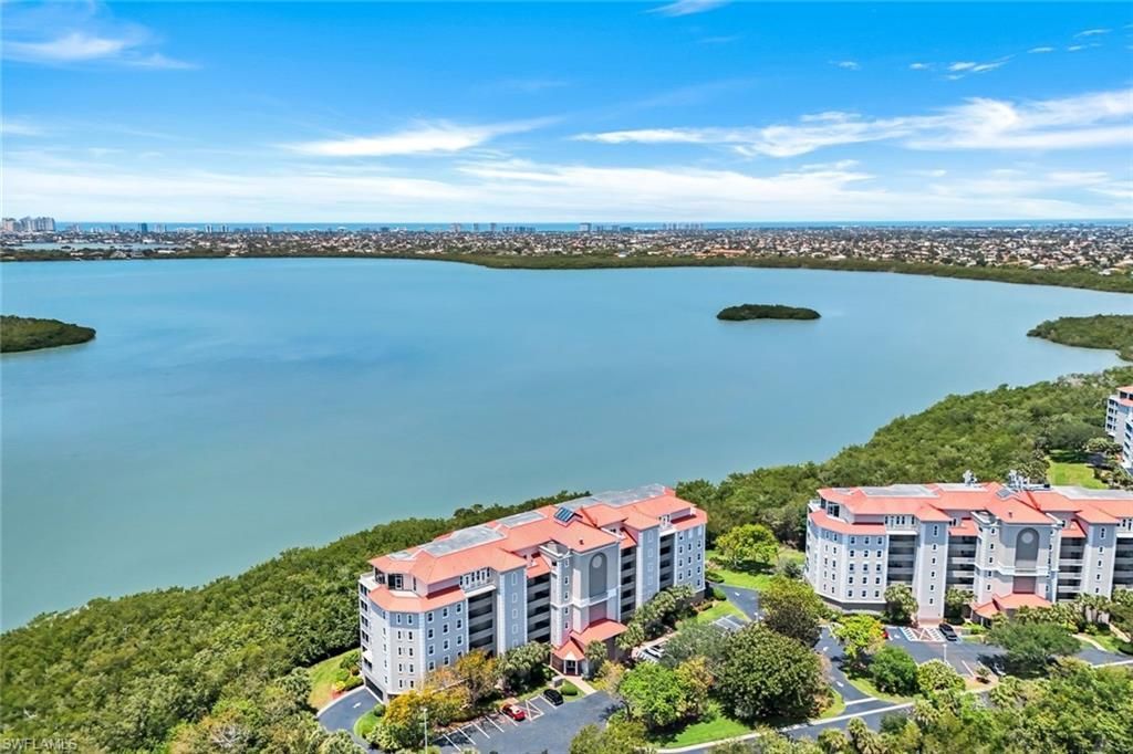 337 Vintage Bay Dr, Unit D25, Marco Island, FL 34145 Photo