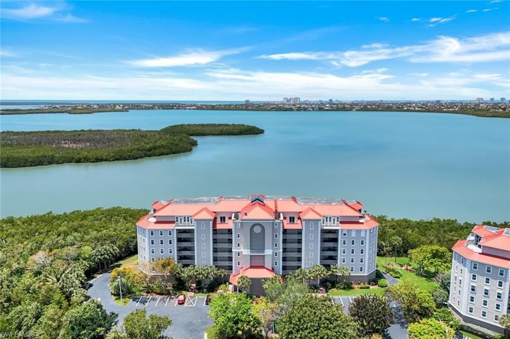 337 Vintage Bay Dr, Unit D25, Marco Island, FL 34145 Photo