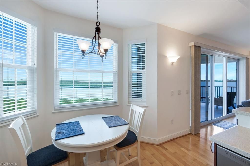 337 Vintage Bay Dr, Unit D25, Marco Island, FL 34145 Photo