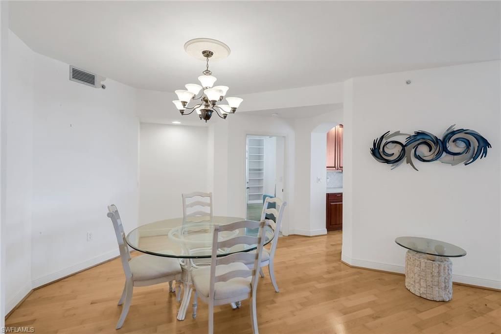 337 Vintage Bay Dr, Unit D25, Marco Island, FL 34145 Photo