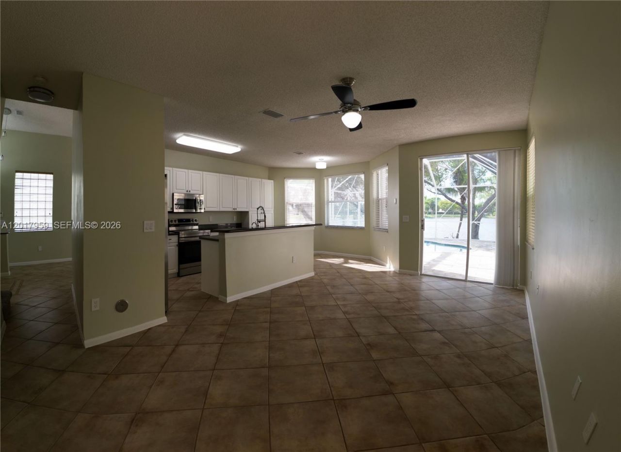 15341 NW 4 St, Pembroke Pines, FL 33028 Photo