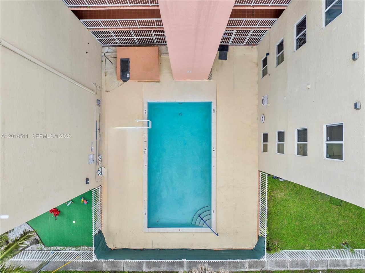 2400 NW 16th St Rd , Miami, FL 33125 Photo