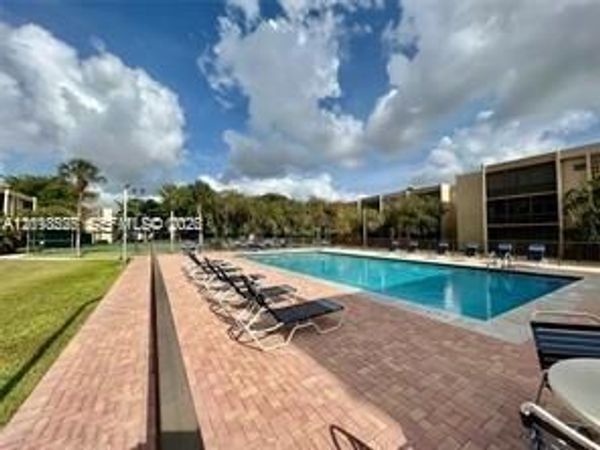 8401 SW 107th Ave, Unit 278E, Miami, FL 33173