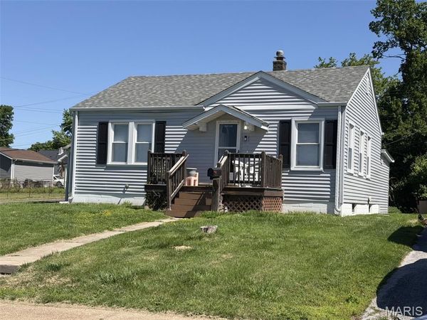 9447 Miriam Avenue, Overland, MO 63114