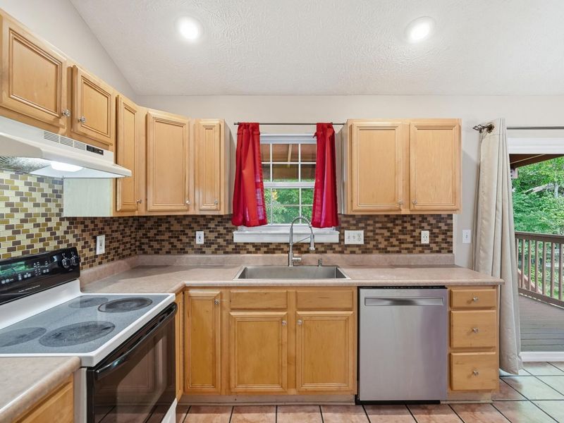 2016 Gribble Drive, Covington, KY 41017 Photo 10