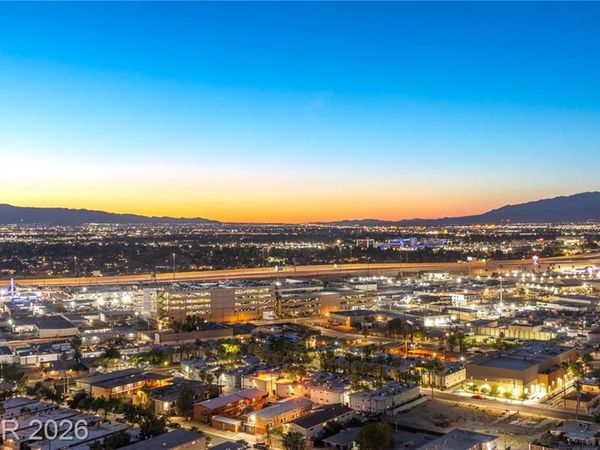200 W Sahara Avenue, Unit 2311, Las Vegas, NV 89102