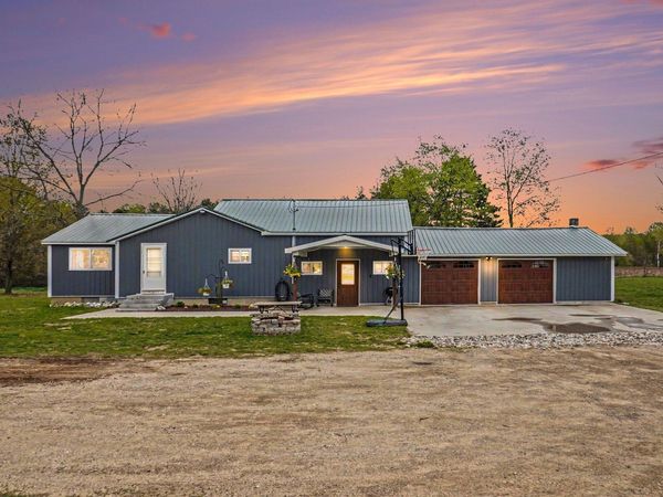 18680 220th Avenue, Big Rapids, MI 49307