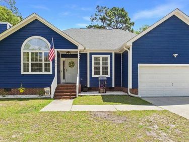 404 Kingsworth Lane SE, Belville, NC 28451