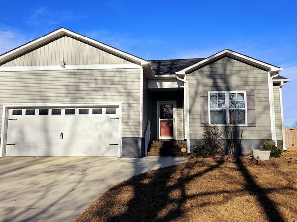 307 Garland Shores Drive , Hubert, NC 28539