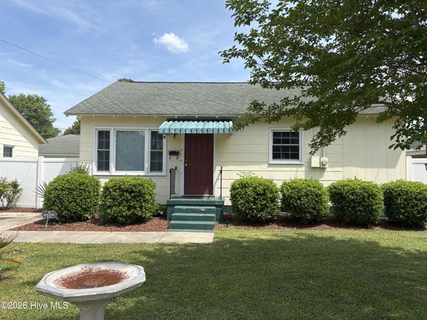 414 8th Street , New Bern, NC 28560