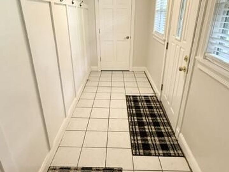 9755 N Country Club Road, Piqua, OH 45356 Photo 2