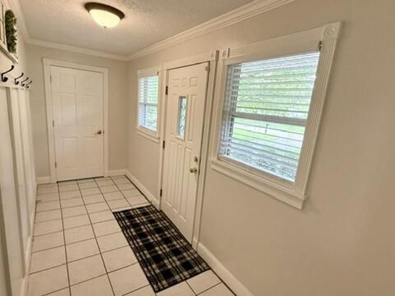 9755 N Country Club Road, Piqua, OH 45356 Photo 3