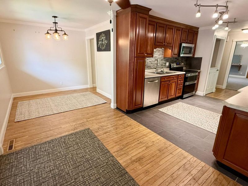 9755 N Country Club Road, Piqua, OH 45356 Photo 7