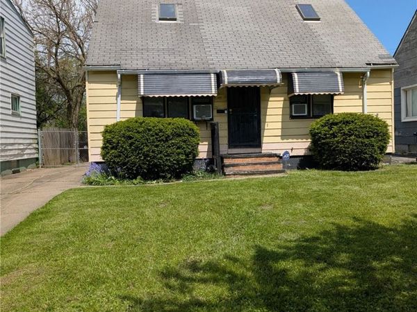 14909 Lotus Drive, Cleveland, OH 44128