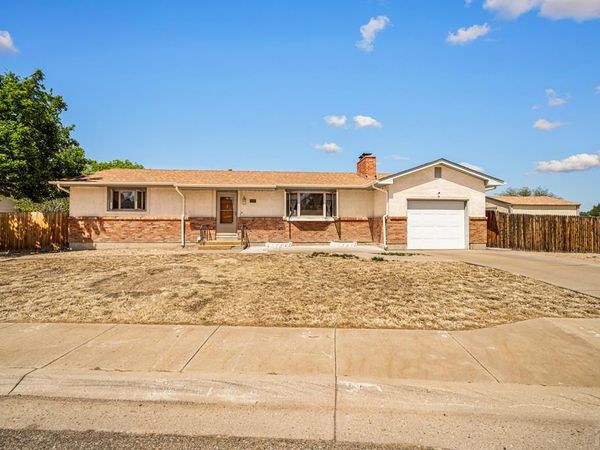 2132 Chautard Dr, Pueblo, CO 81005