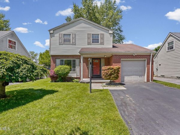 5211 Calyx Lane, Toledo, OH 43623