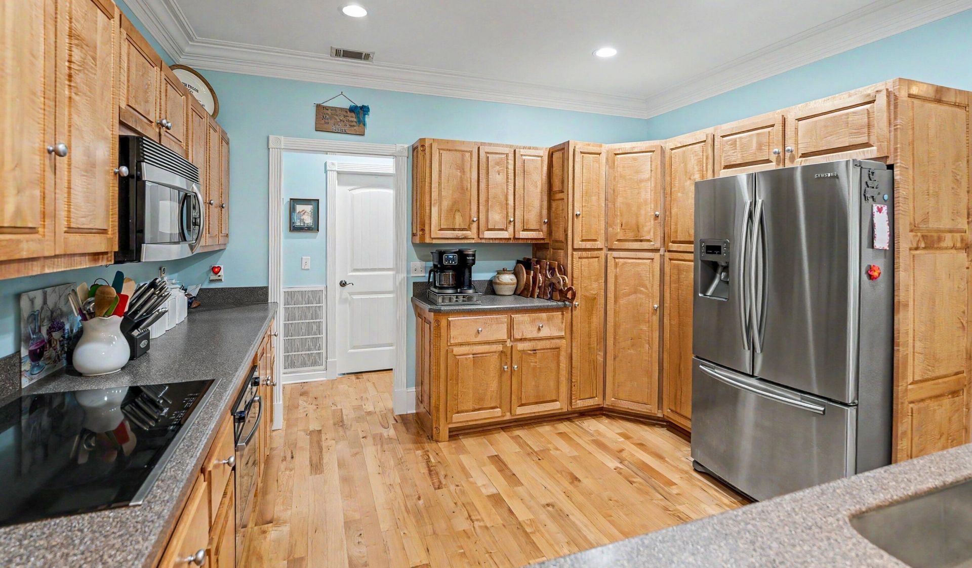36 Morgan Road Photo 30