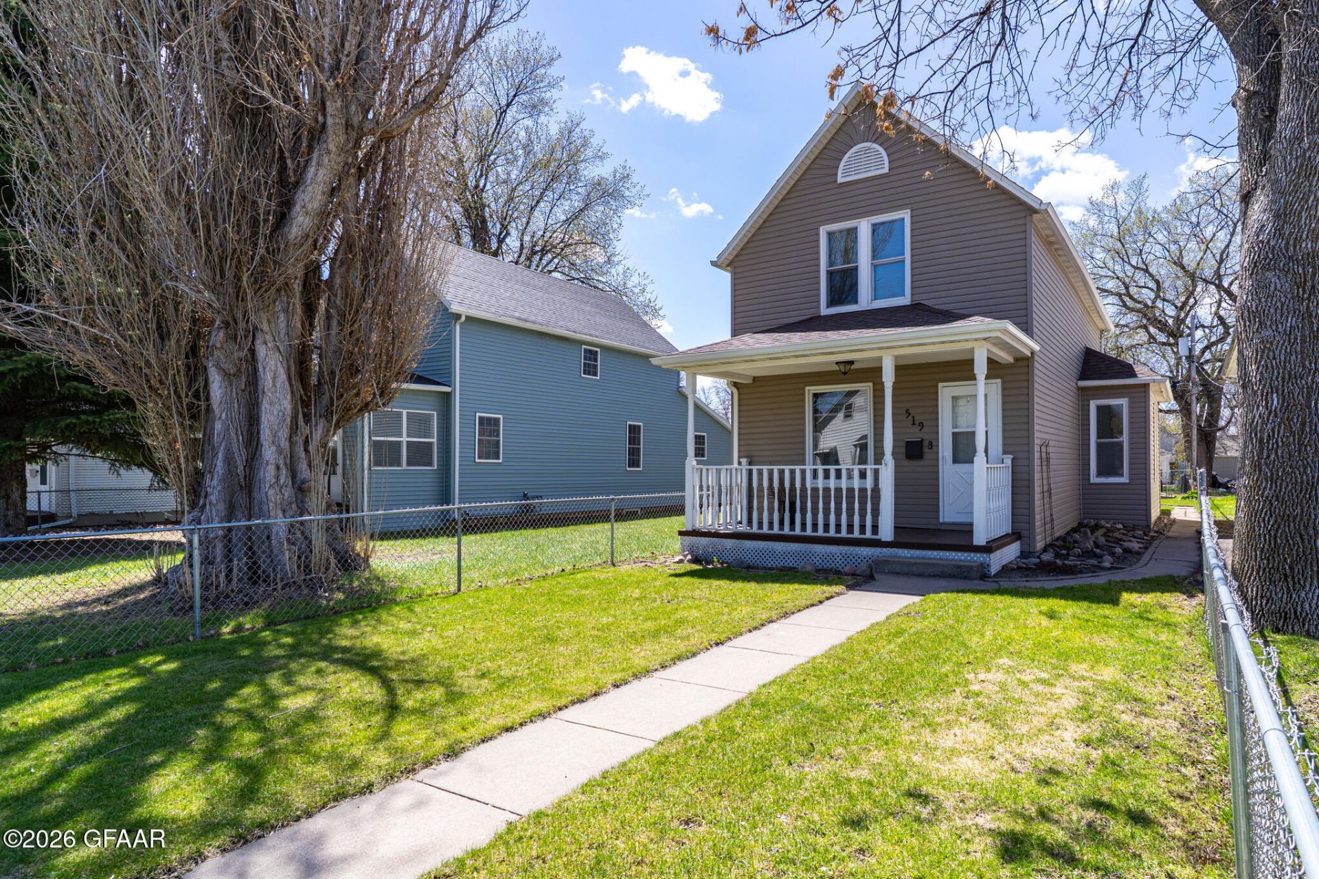 519 N 7th Street, Grand Forks, ND 58203 Main Photo