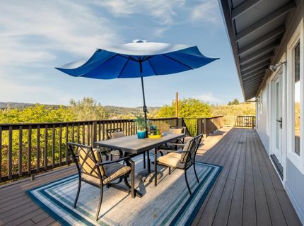 3027 Saddle View Ct, Auburn, CA 95602 Photo