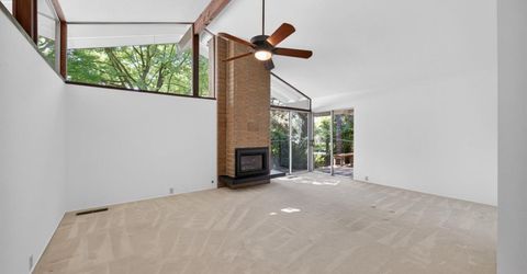 6301 Longridge Way, Sacramento, CA 95831 Photo