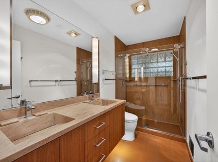6301 Longridge Way, Sacramento, CA 95831 Photo