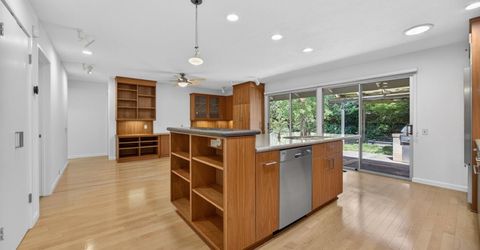 6301 Longridge Way, Sacramento, CA 95831 Photo