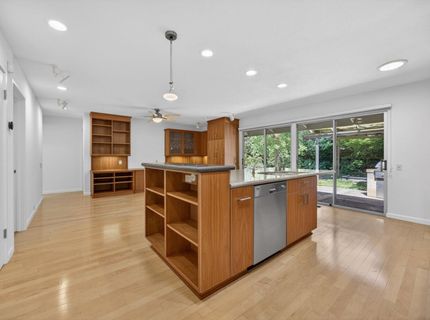 6301 Longridge Way, Sacramento, CA 95831 Photo