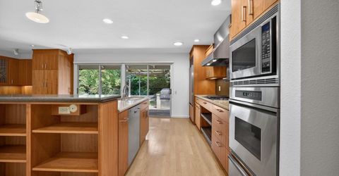 6301 Longridge Way, Sacramento, CA 95831 Photo
