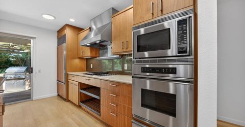 6301 Longridge Way, Sacramento, CA 95831 Photo