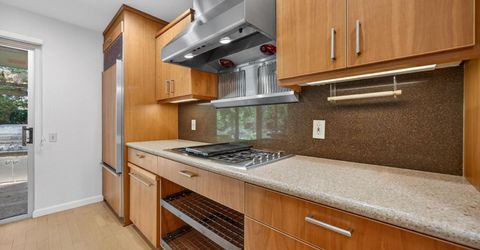 6301 Longridge Way, Sacramento, CA 95831 Photo