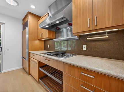 6301 Longridge Way, Sacramento, CA 95831 Photo